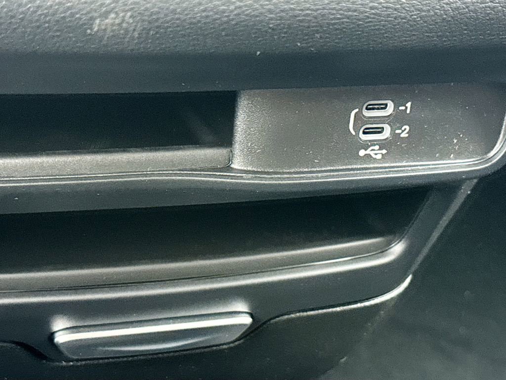 New 2026 Chrysler Pacifica Select FWD image 21