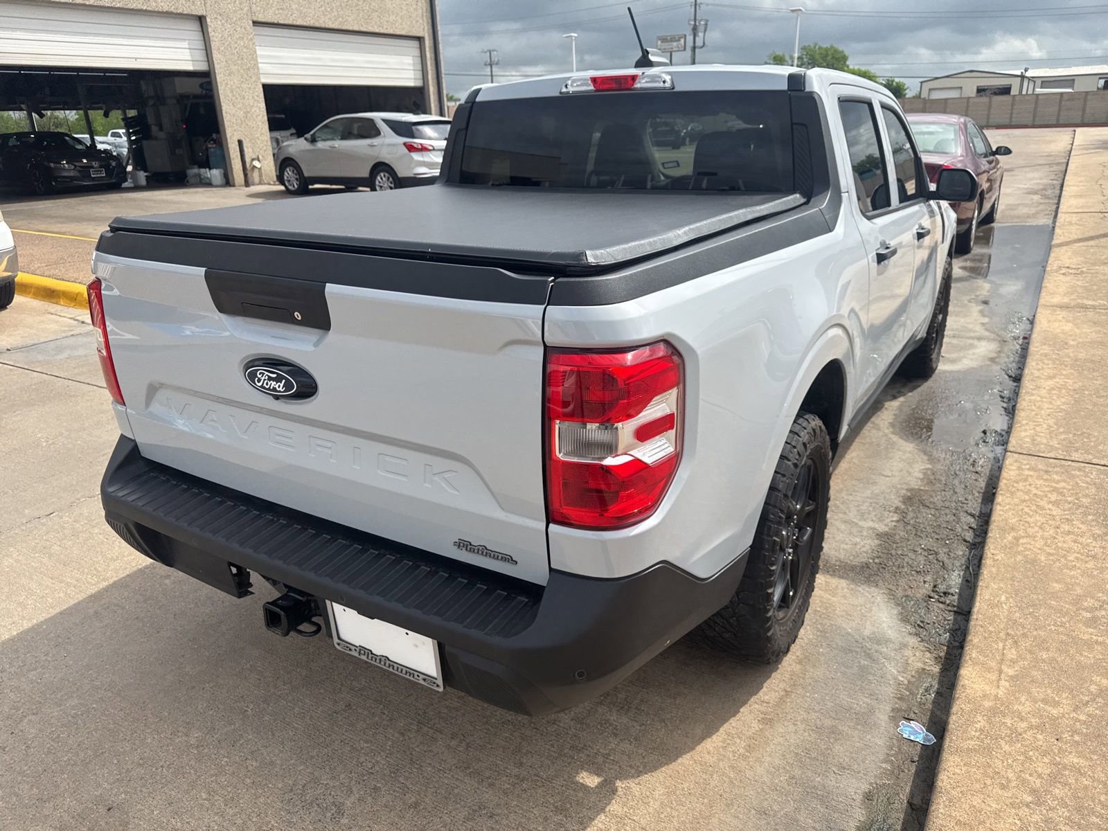 Used 2025 Ford Maverick XL image 7