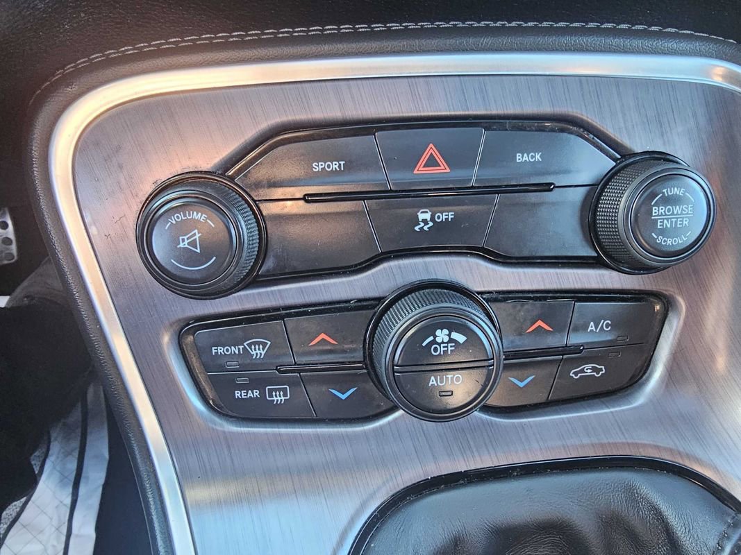 Used 2015 Dodge Challenger R/T w/ Quick Order Package 22B R/T image 15