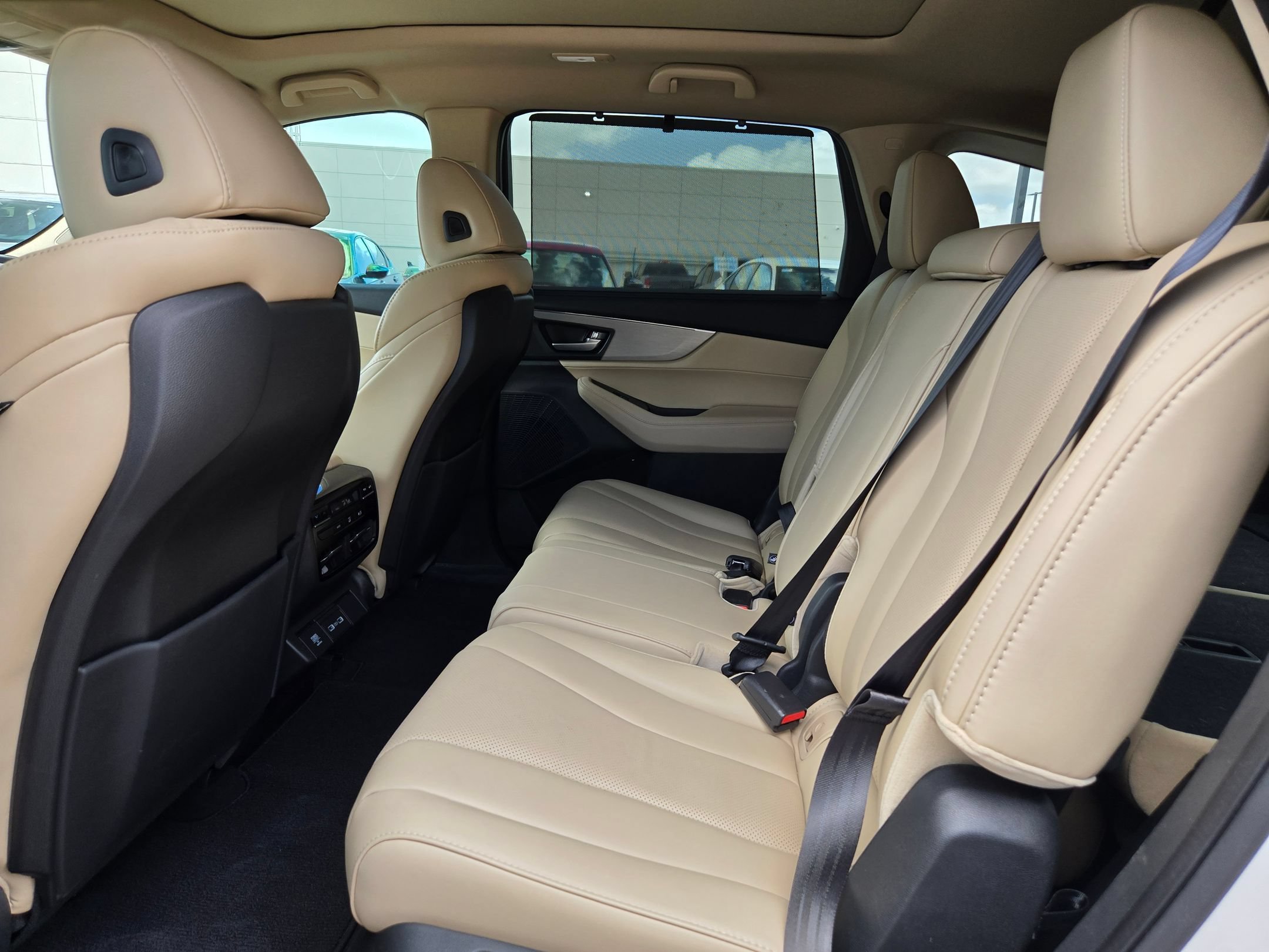 Used 2024 Acura MDX FWD w/ Technology Package image 14