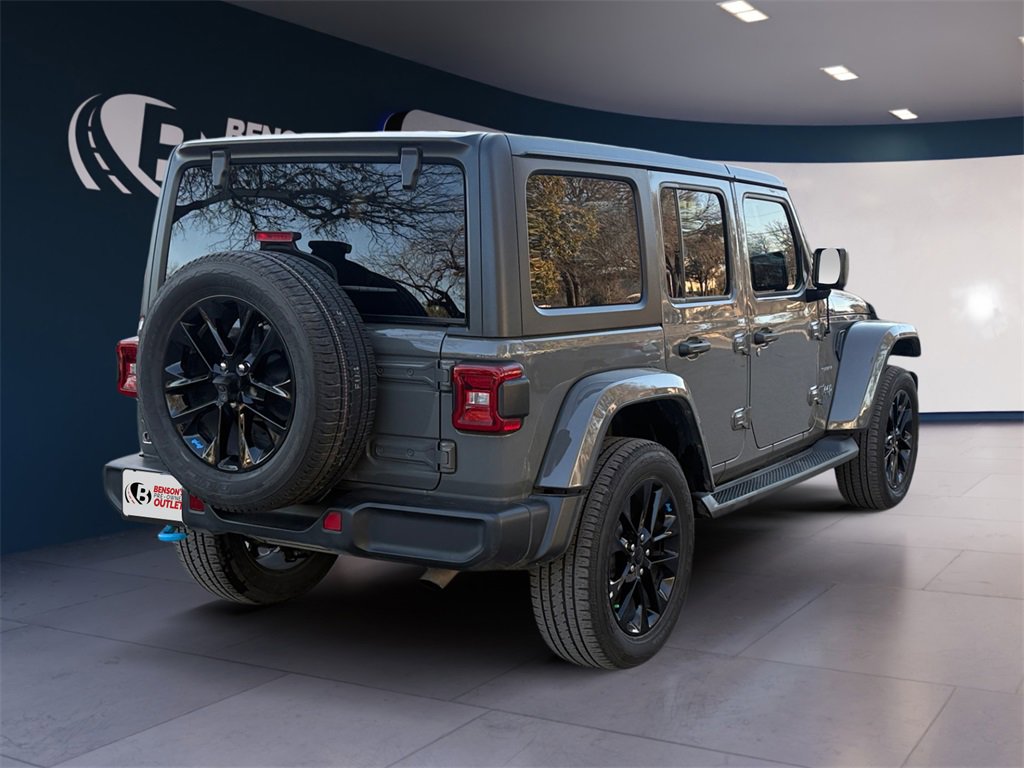 Used 2022 Jeep Wrangler Unlimited Sahara image 5