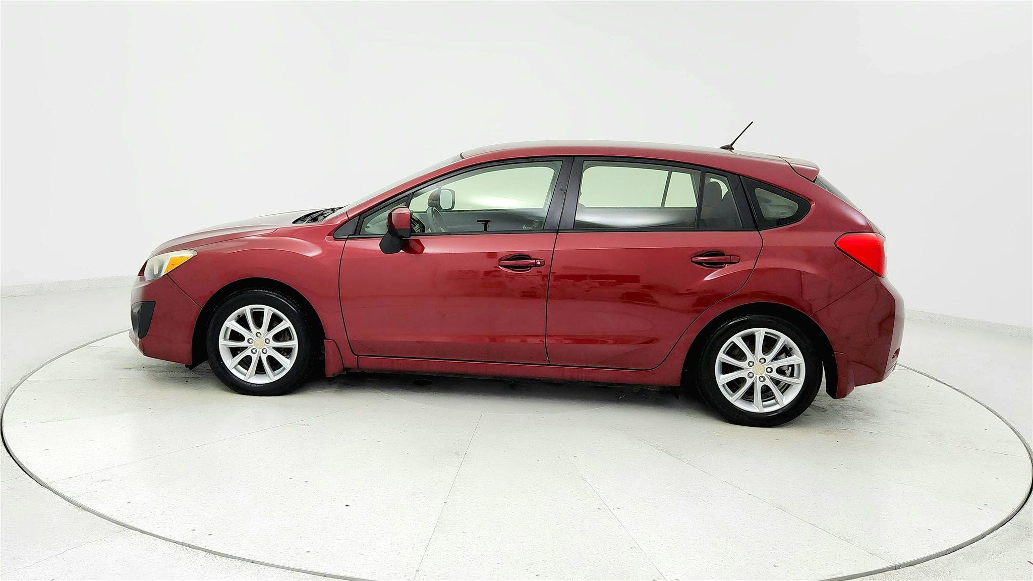 Used 2014 Subaru Impreza 2.0i Premium w/ All-Weather Package w/CVT AWD/4WD image 2