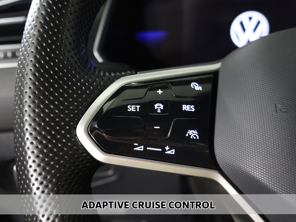 Certified 2023 Volkswagen Tiguan SE R-Line AWD/4WD image 4