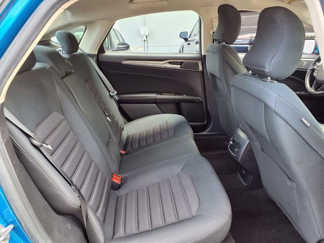 Used 2019 Ford Fusion SE image 24