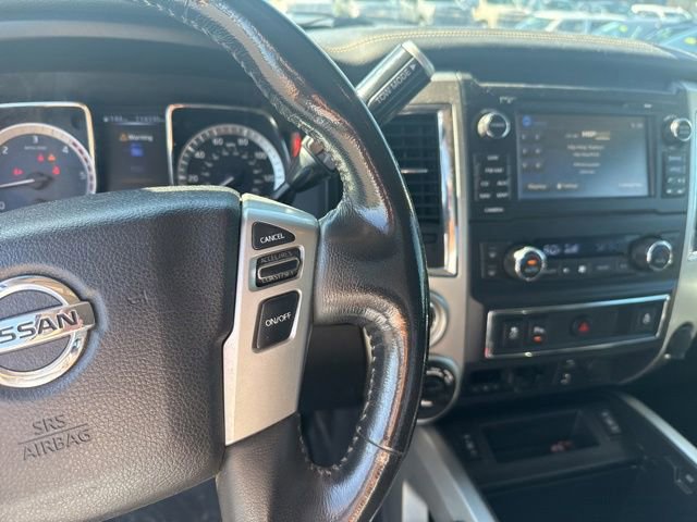Used 2016 Nissan Titan PRO-4X w/ Pro-4x Convenience Package AWD/4WD image 18