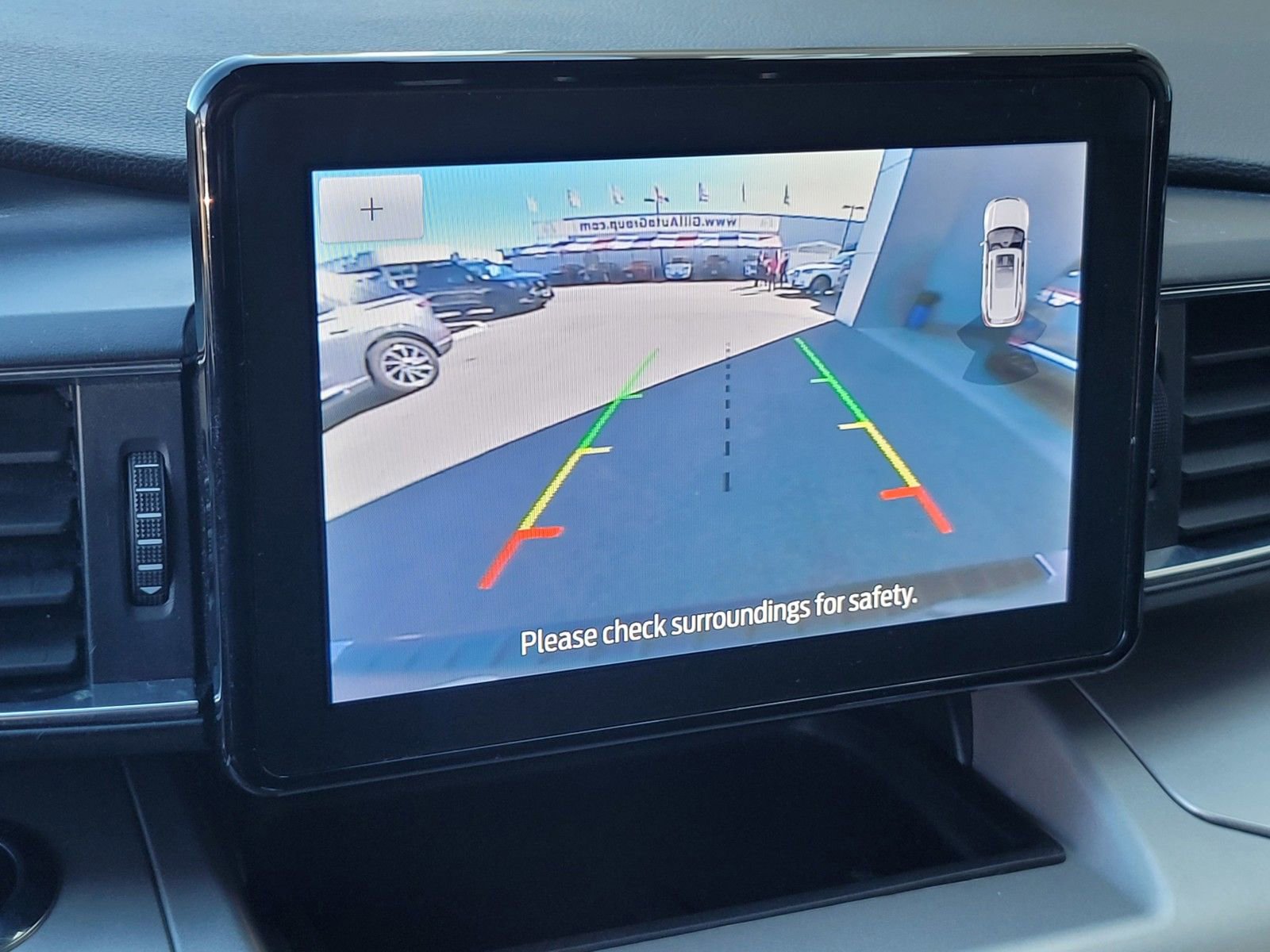 Used 2022 Ford Explorer XLT w/ Equipment Group 202A image 27