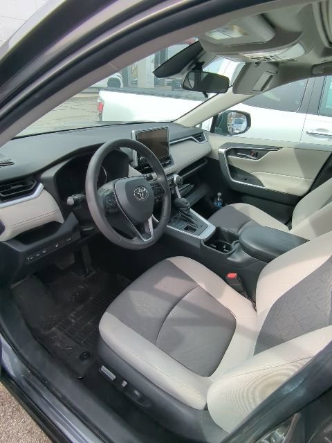 Used 2023 Toyota RAV4 XLE w/ Convenience Package image 13
