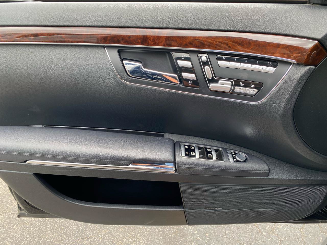Used 2013 Mercedes-Benz S 550 image 19