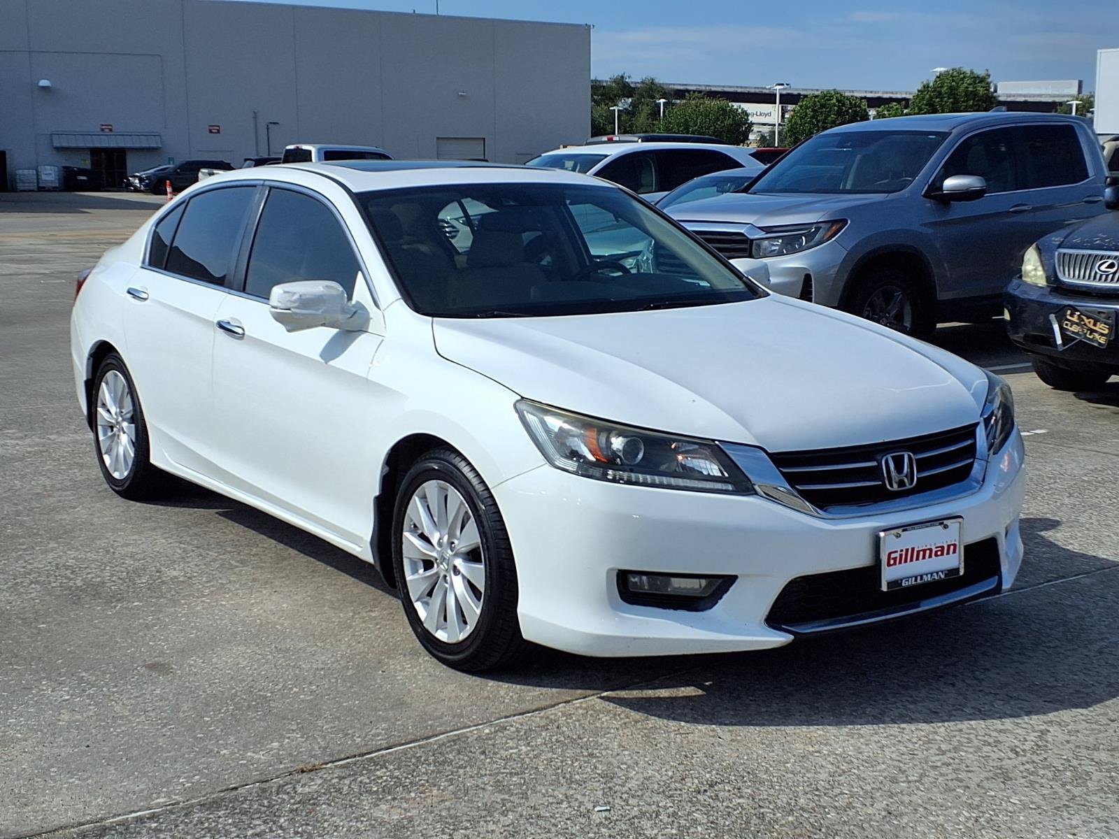 Used 2015 Honda Accord EX-L image 2
