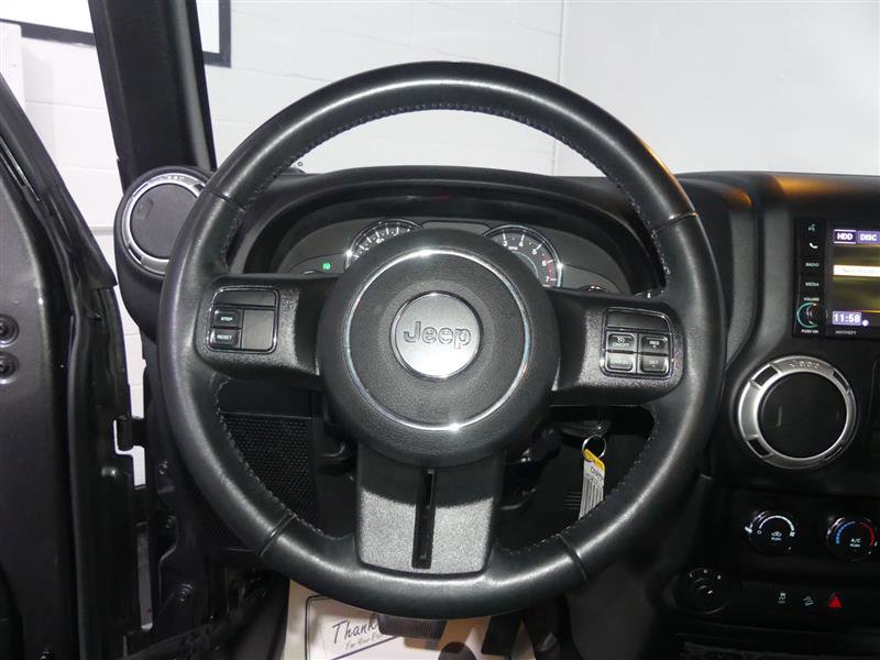 Used 2018 Jeep Wrangler Unlimited Sahara image 26