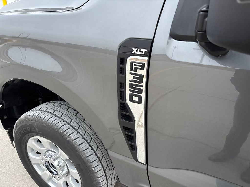 Used 2024 Ford F350 XLT w/ 360-Degree Camera Package image 12