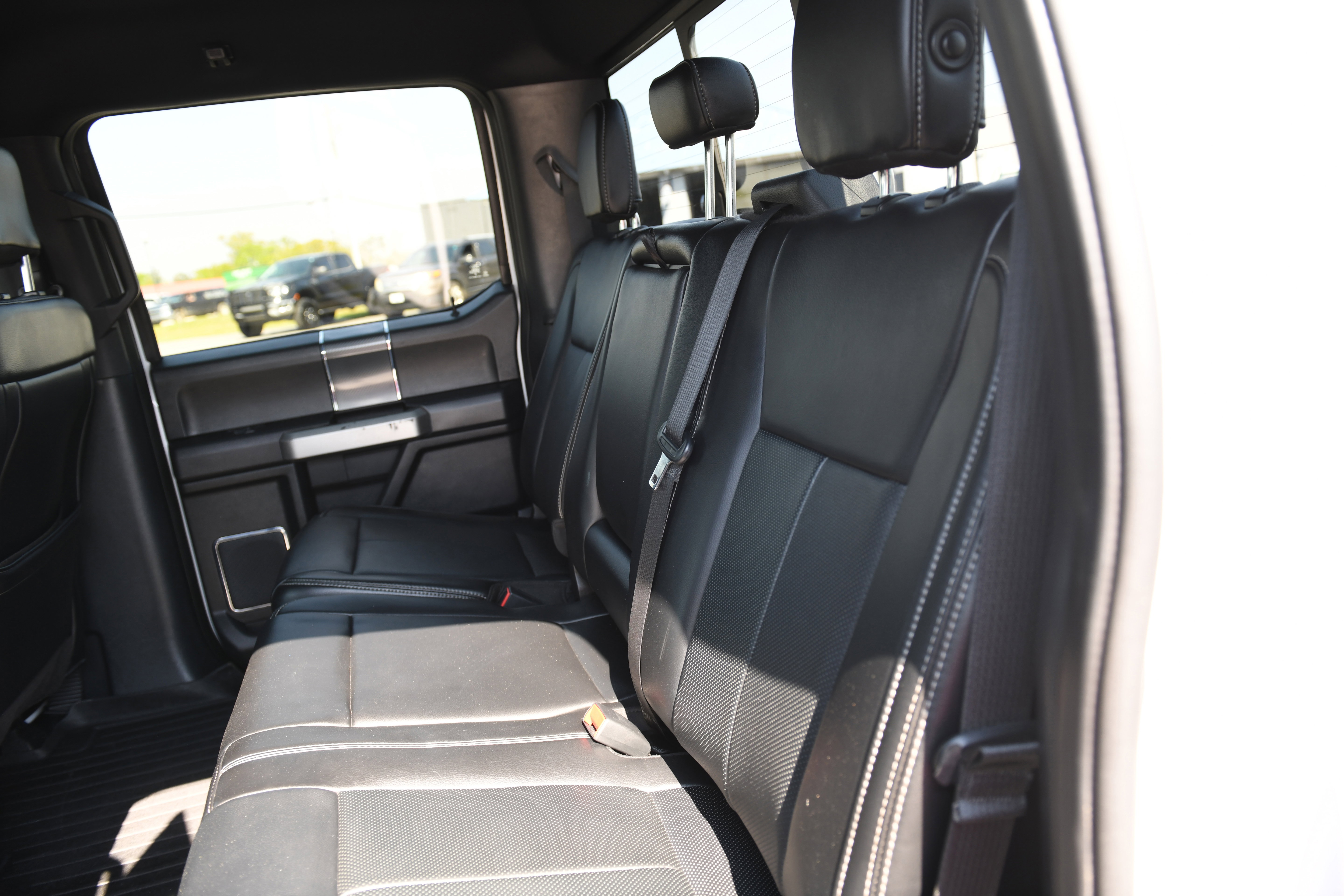 Used 2019 Ford F150 Lariat image 15