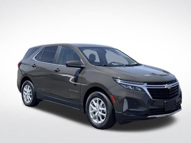 Used 2023 Chevrolet Equinox LT w/ Driver Convenience Package FWD image 4