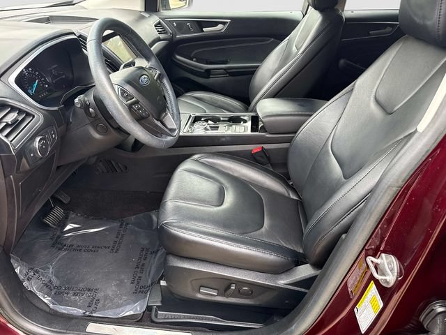 Used 2020 Ford Edge Titanium FWD image 14