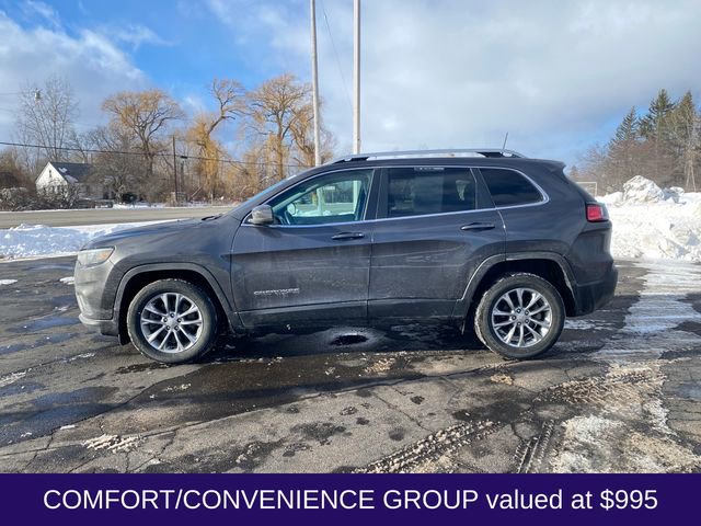 Used 2019 Jeep Cherokee Latitude Plus w/ Comfort/Convenience Group image 2