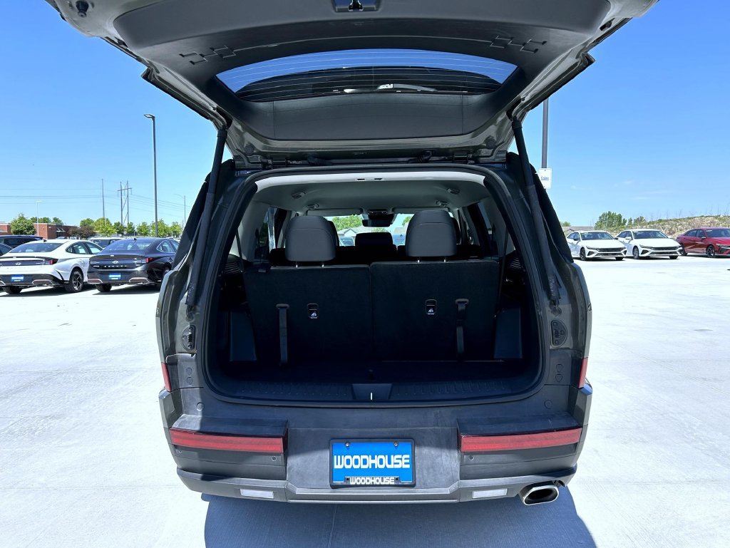 Used 2026 Hyundai Santa Fe SEL AWD/4WD image 24