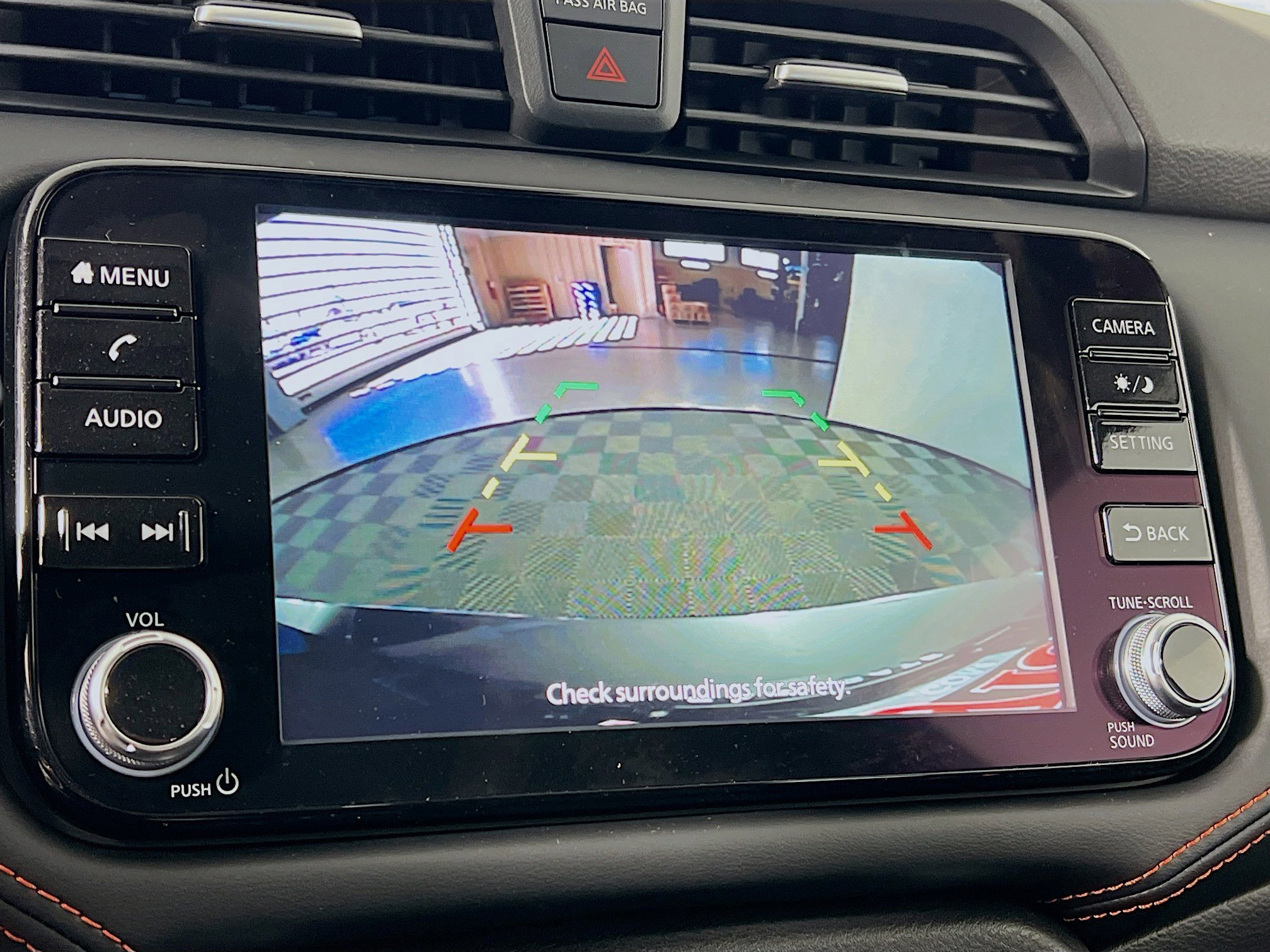 New 2025 Nissan Versa SR w/ Trunk Package image 8