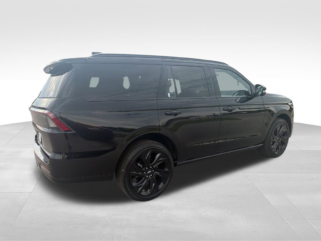 New 2027 Lincoln Navigator Reserve w/ Jet Appearance Package AWD/4WD image 5
