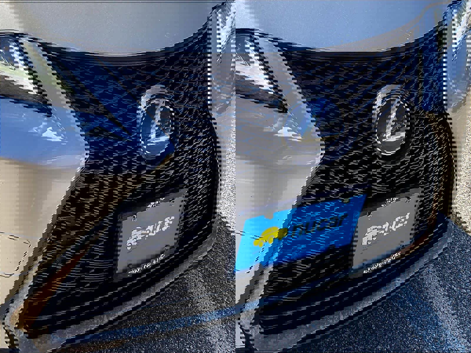 Used 2019 Lexus UX 250h F Sport w/ F Sport Premium Package image 31