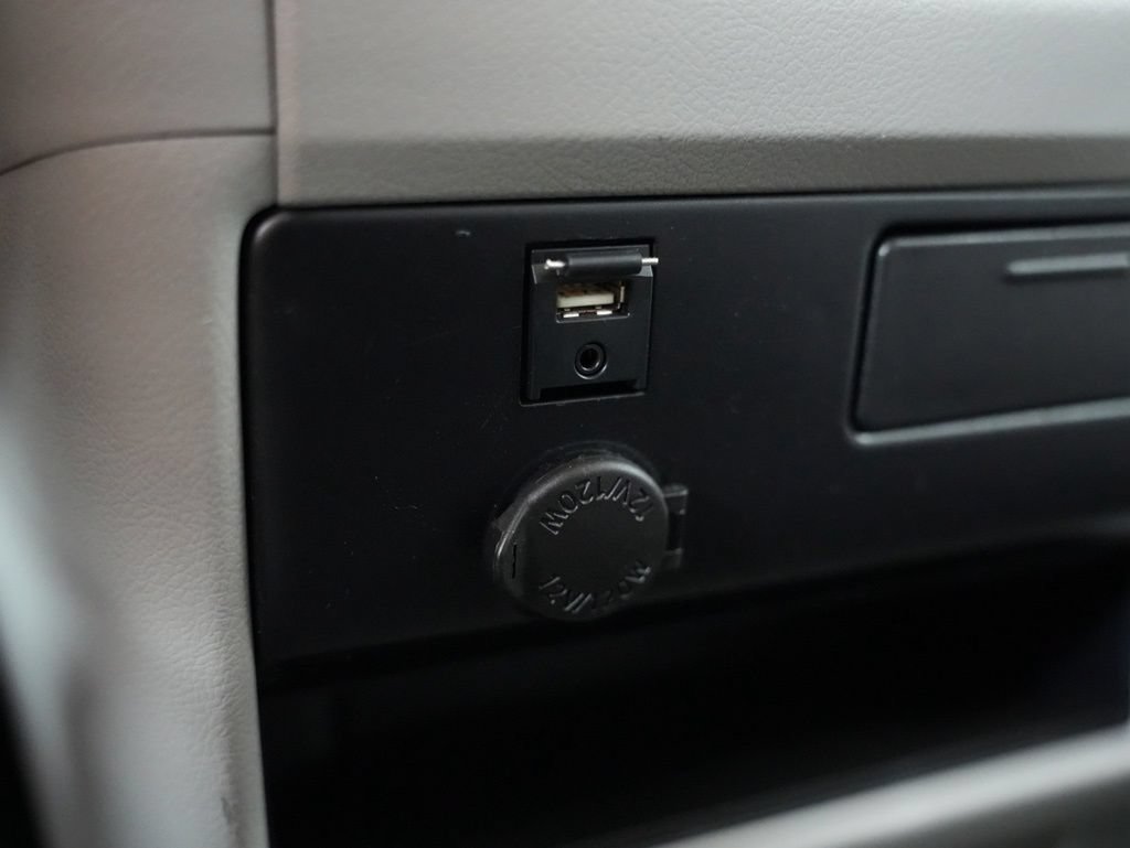 Used 2020 Toyota Sienna LE FWD image 27