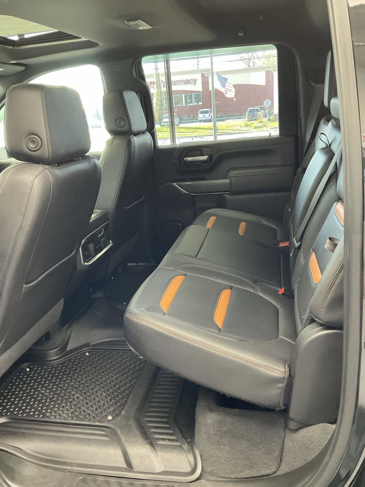 Used 2022 GMC Sierra 3500 AT4 w/ AT4 Premium Plus Package AWD/4WD image 10