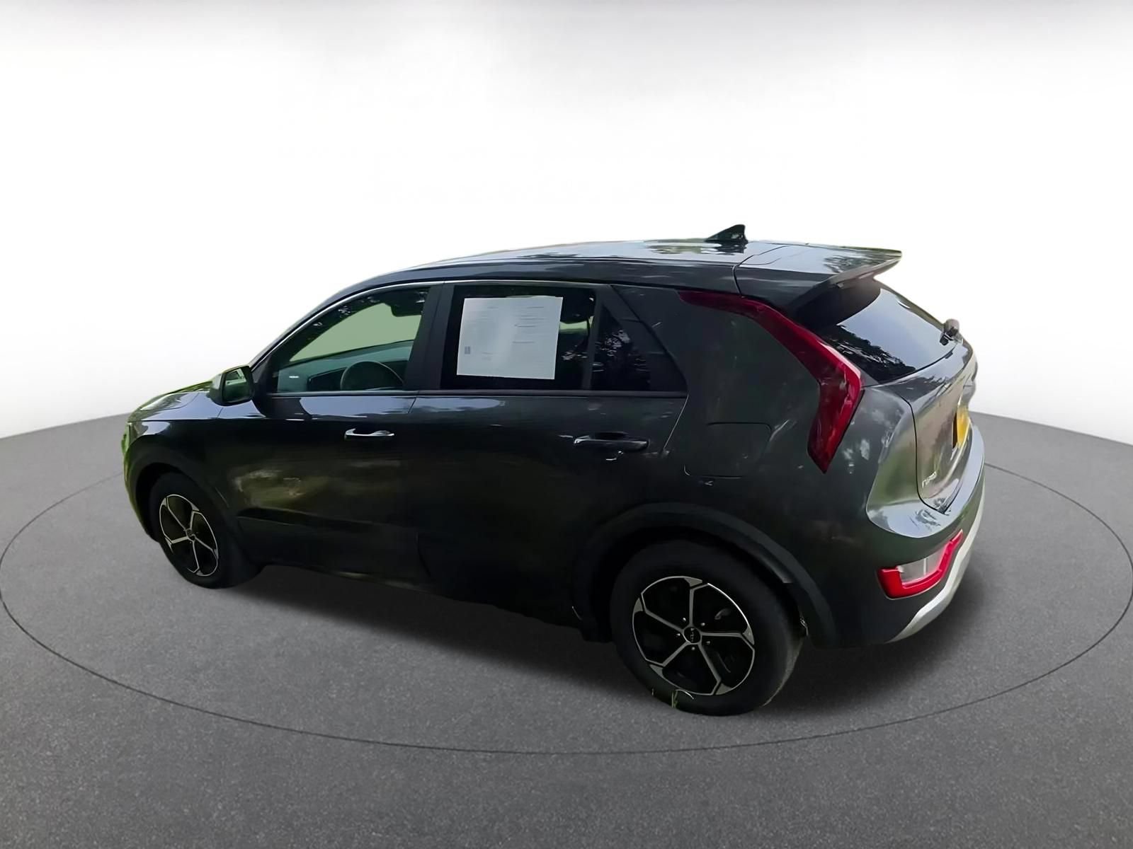 Used 2026 Kia Niro LX FWD image 10