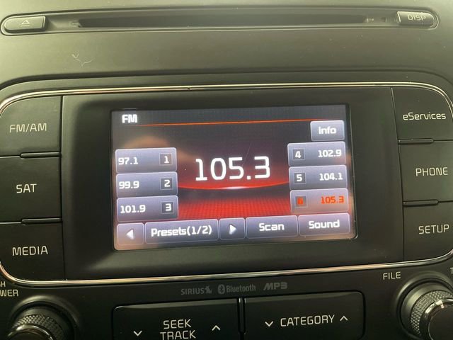 Used 2016 Kia Forte Koup SX image 16