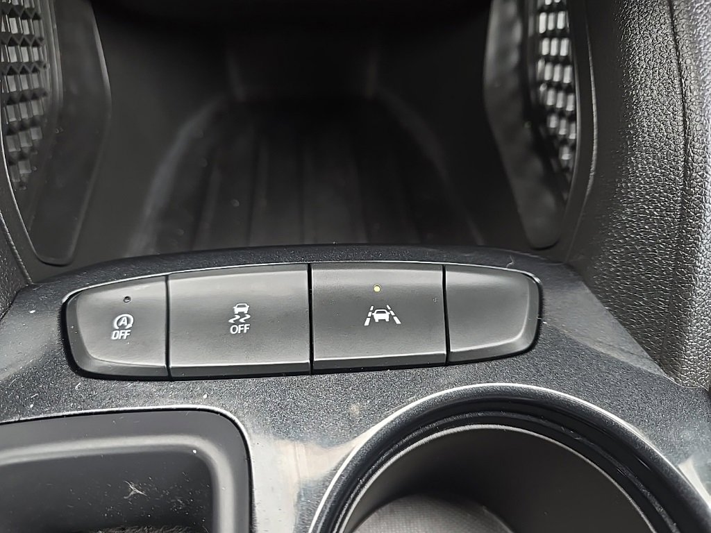 Used 2025 Chevrolet TrailBlazer LT w/ Driver Confidence Package image 25