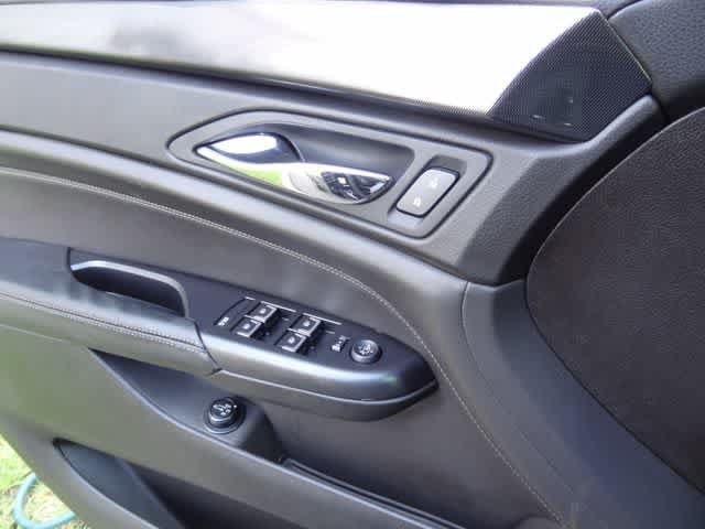Used 2016 Cadillac SRX Premium w/ Midnight Edition Package FWD image 19