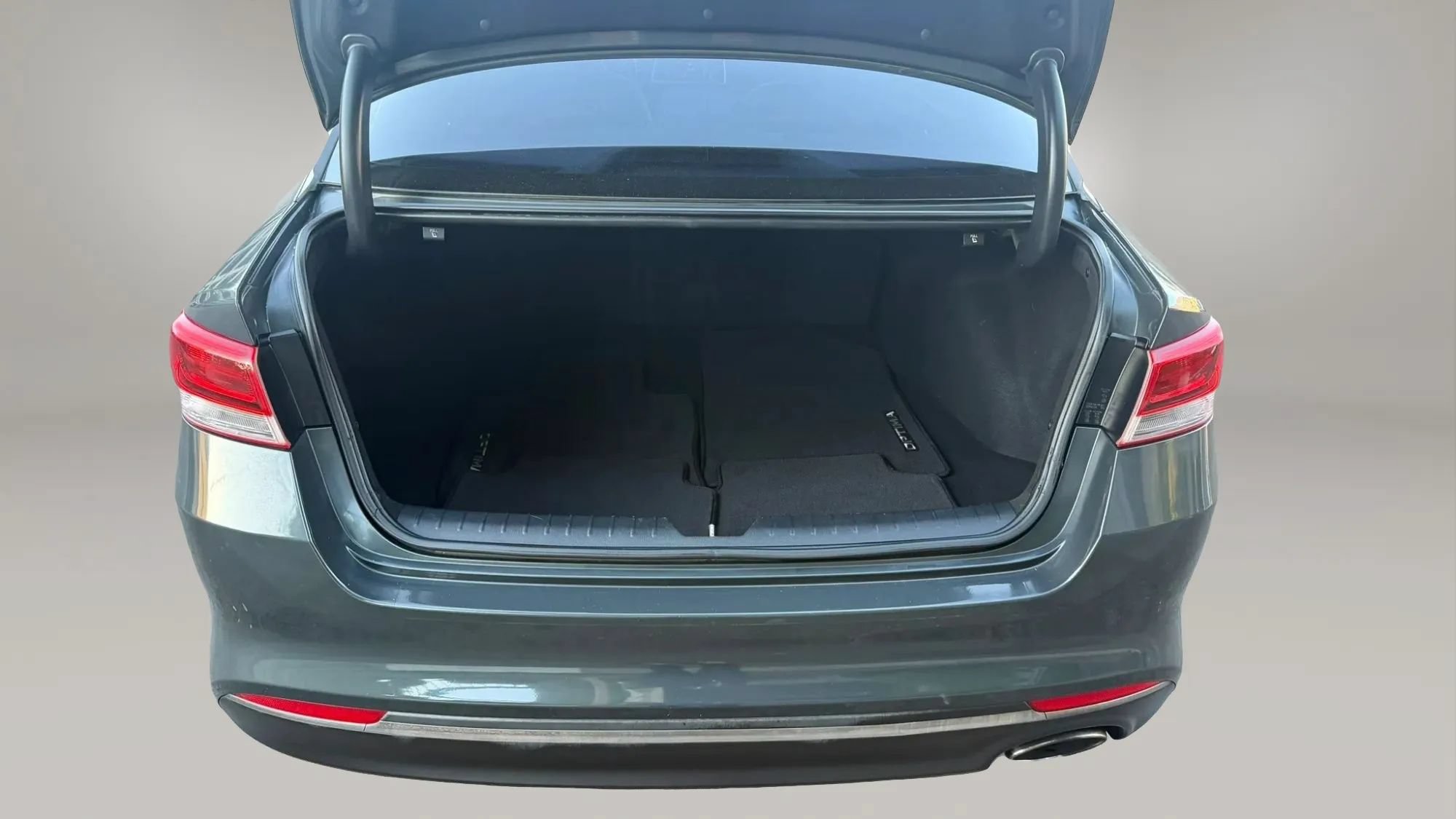 Used 2016 Kia Optima LX FWD image 29