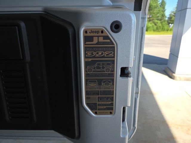 Used 2024 Jeep Wrangler Unlimited Rubicon 392 AWD/4WD image 57