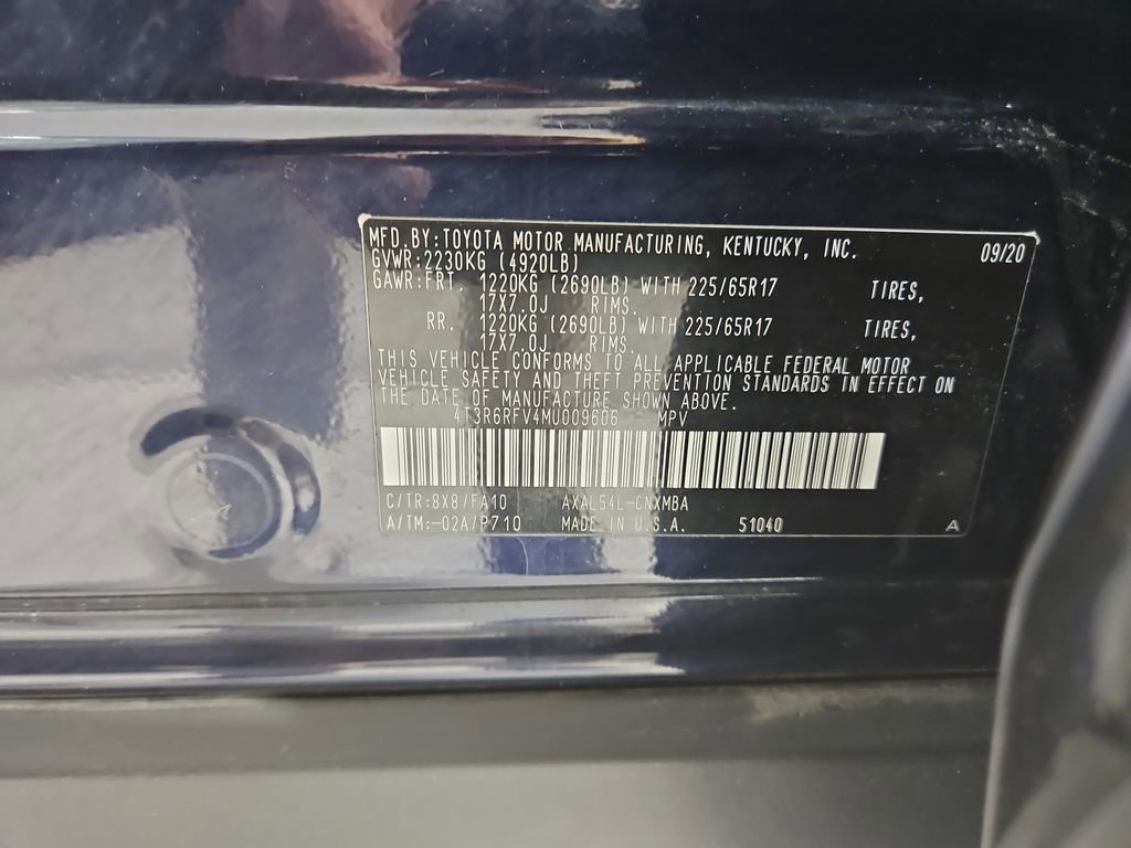 Used 2021 Toyota RAV4 XLE w/ Convenience Package image 29