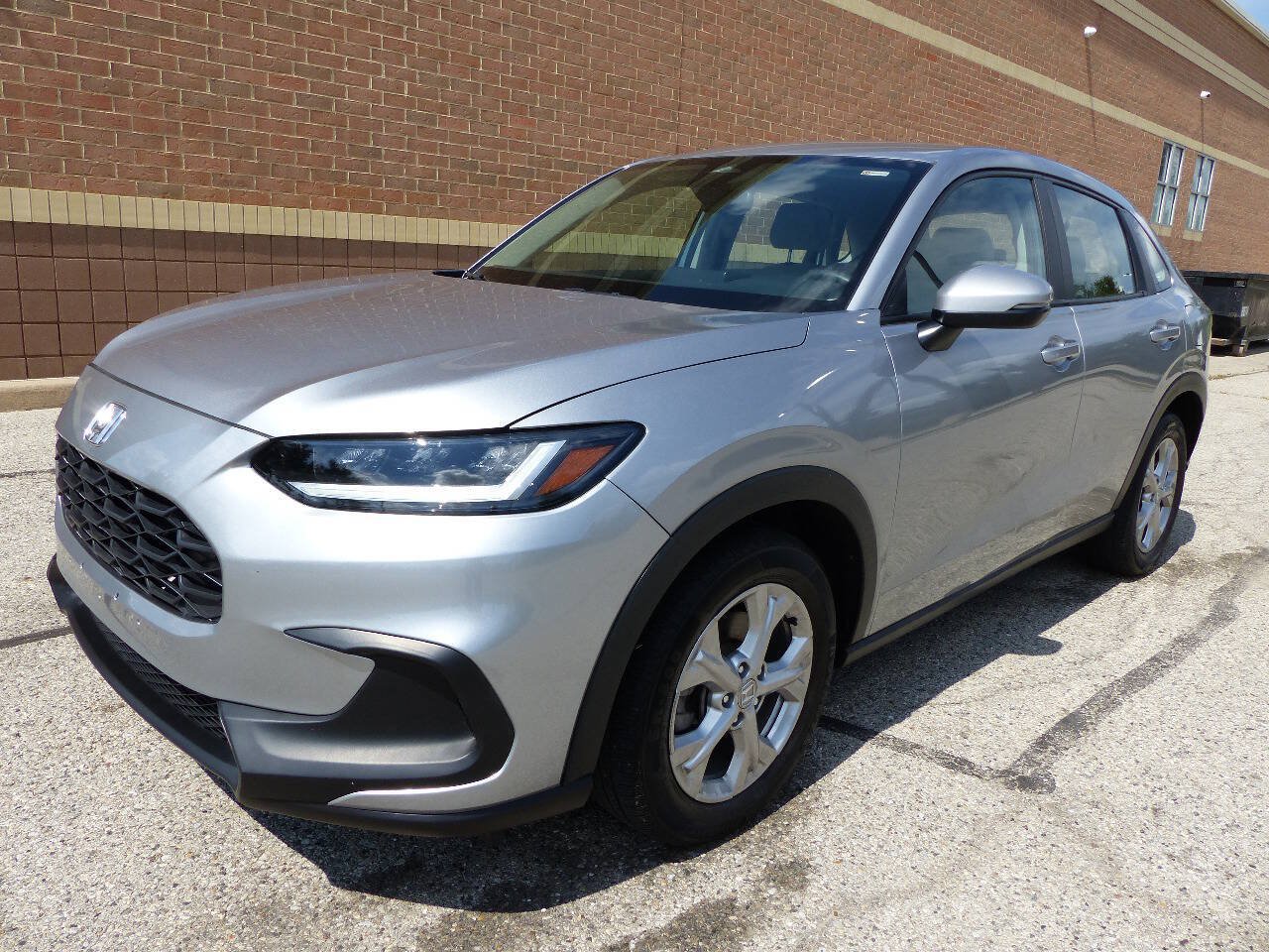 Used 2023 Honda HR-V LX image 6