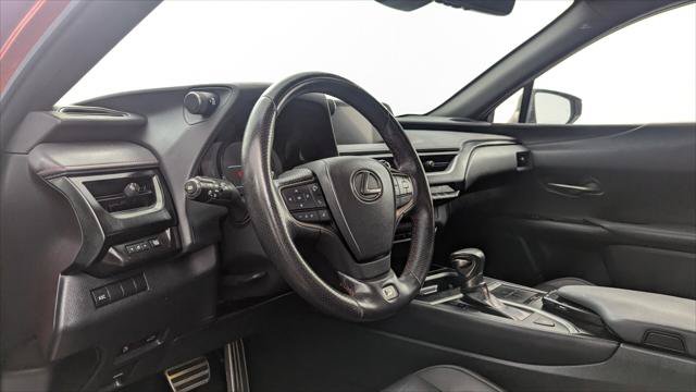 Used 2019 Lexus UX 200 F Sport w/ F Sport Premium Package FWD image 22