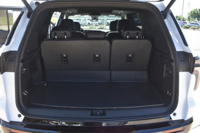 New 2026 Chevrolet Traverse RS w/ LPO, Floor Liner Package AWD/4WD image 19