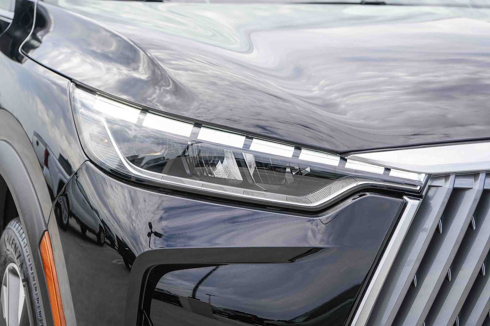 Used 2026 INFINITI QX60 Pure w/ Cargo Package FWD image 4