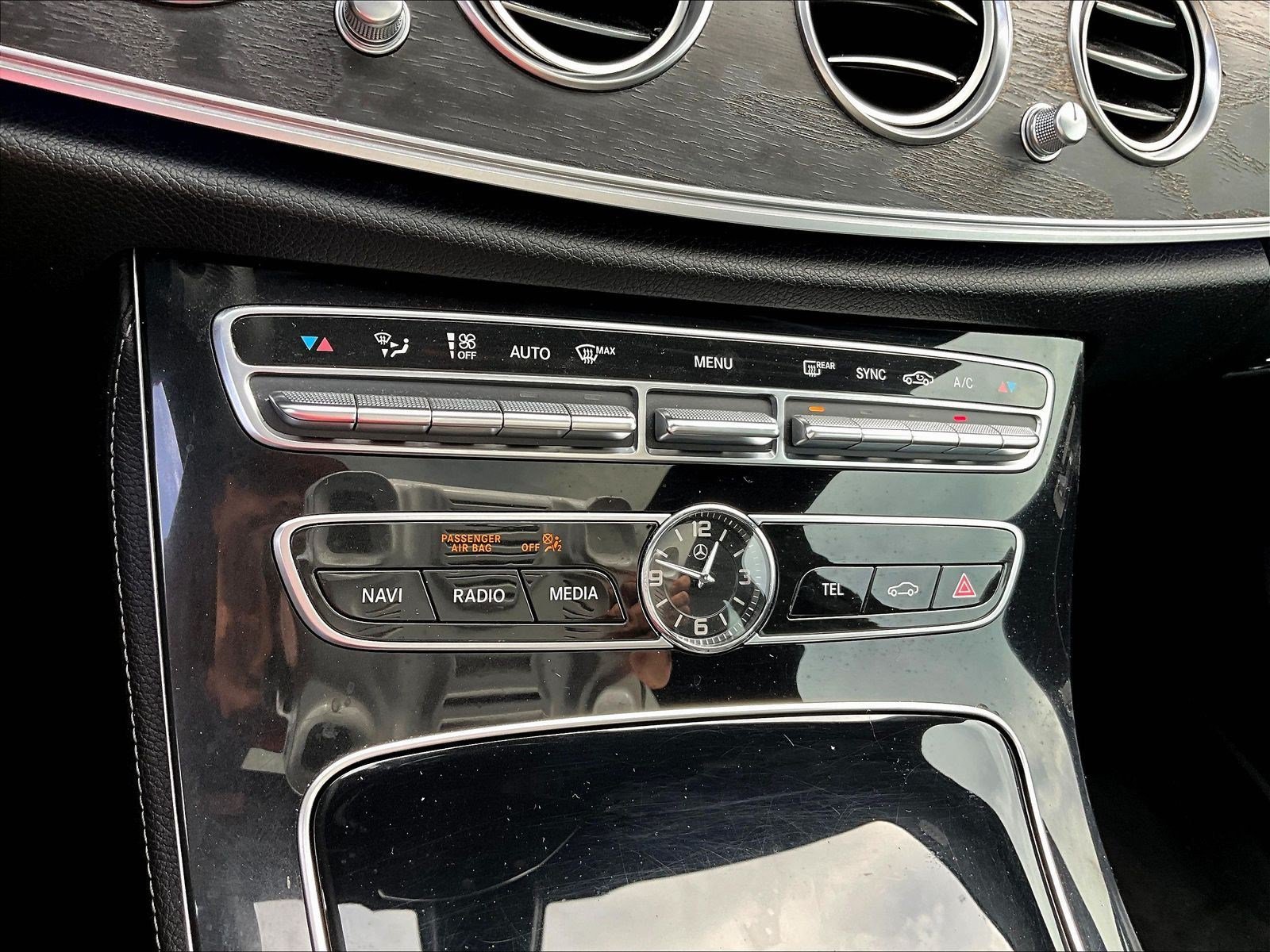 Used 2017 Mercedes-Benz E 300 image 14