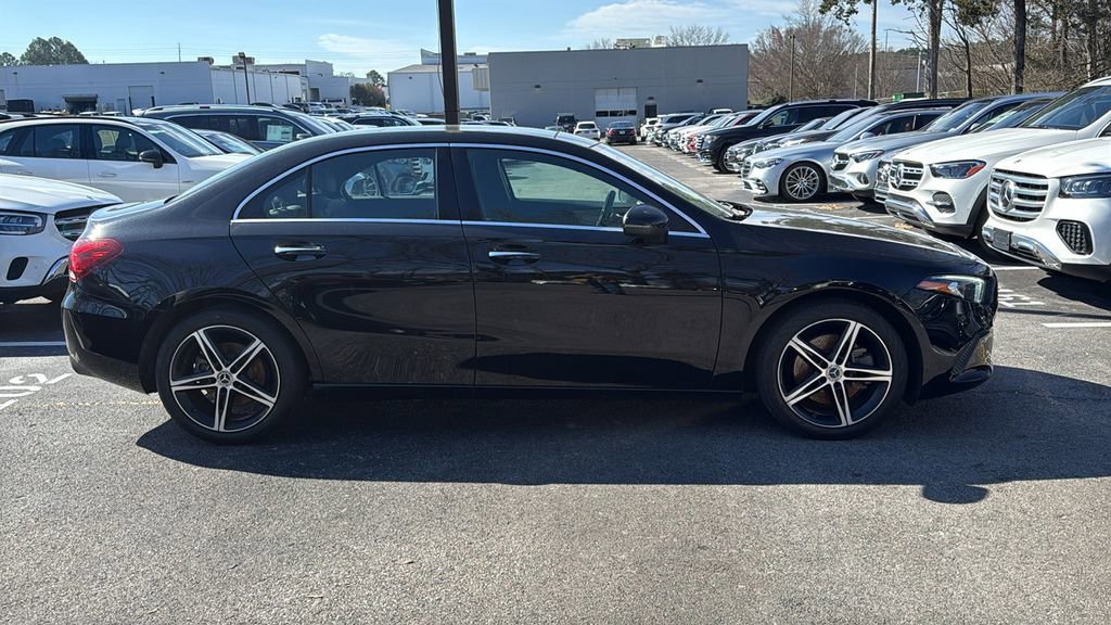 Used 2021 Mercedes-Benz A 220 4MATIC image 2