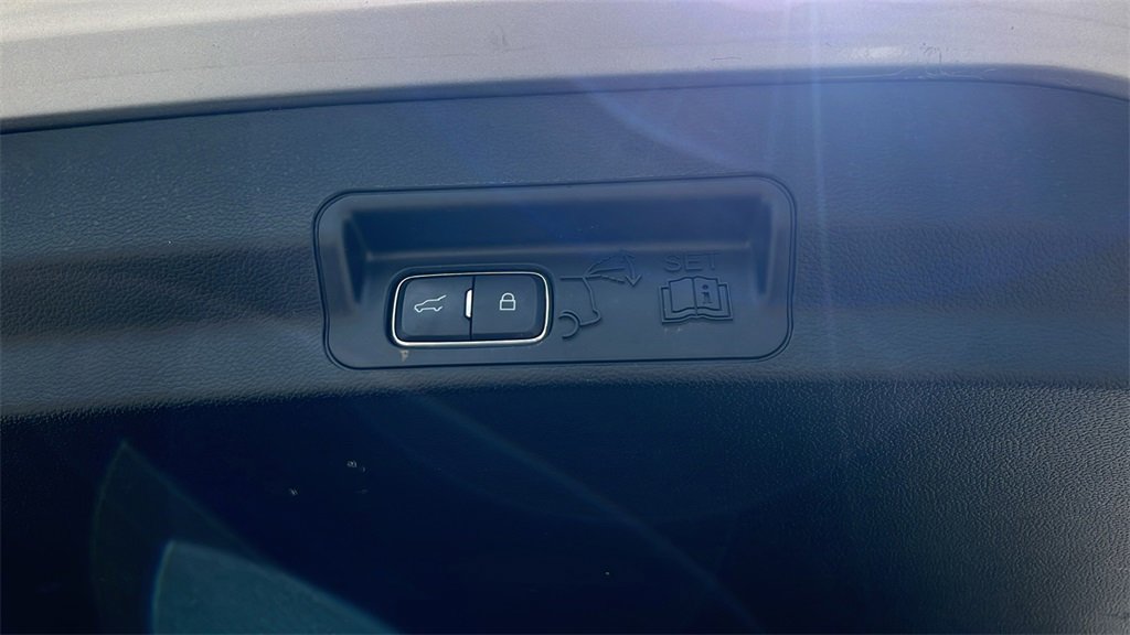 Used 2020 Ford Explorer ST w/ ST Street Pack image 42