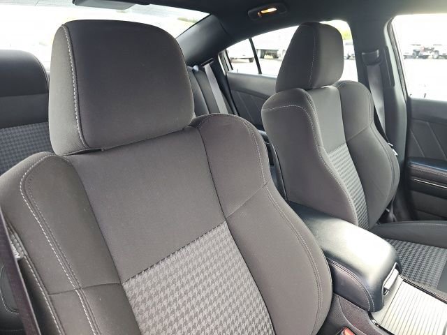 Used 2023 Dodge Charger GT w/ Blacktop Package image 31