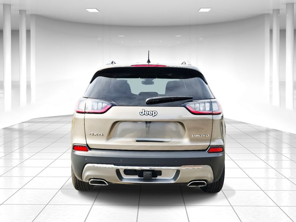 Used 2019 Jeep Cherokee Limited w/ Luxury Group image 4