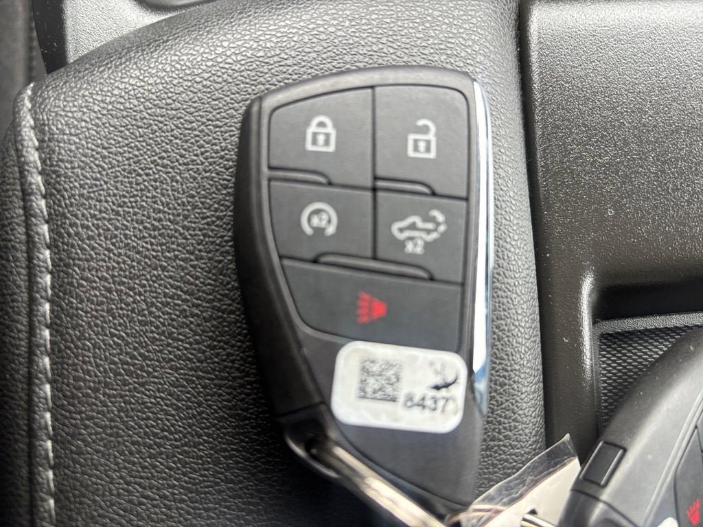 Used 2024 Chevrolet Silverado 1500 LT AWD/4WD image 19