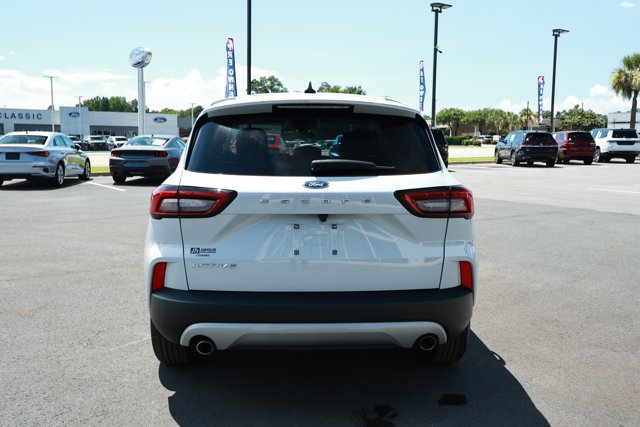 Used 2025 Ford Escape Active FWD image 7
