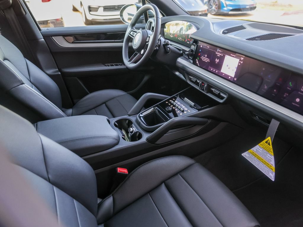 New 2026 Porsche Cayenne AWD/4WD image 37