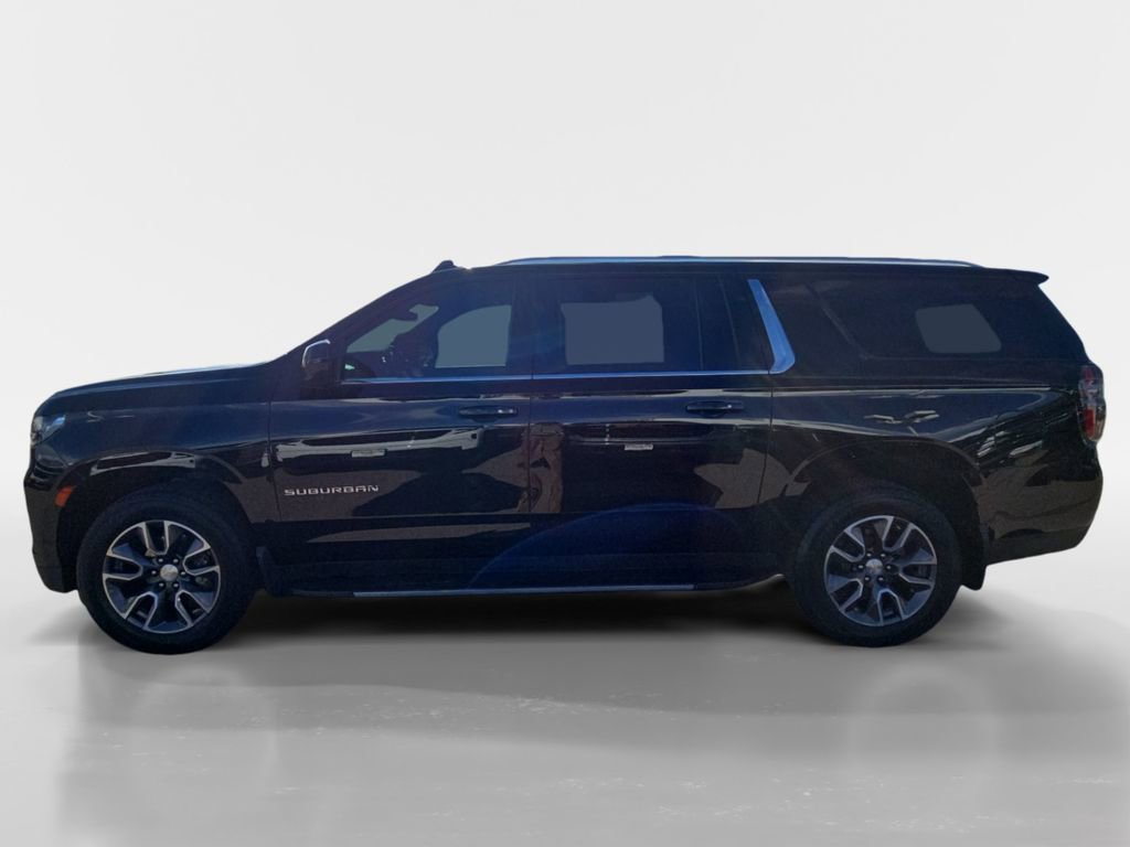 Used 2023 Chevrolet Suburban LT AWD/4WD image 2