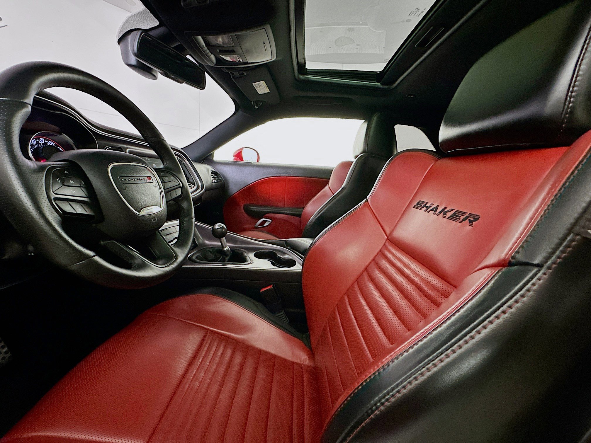 Used 2016 Dodge Challenger R/T Plus image 19