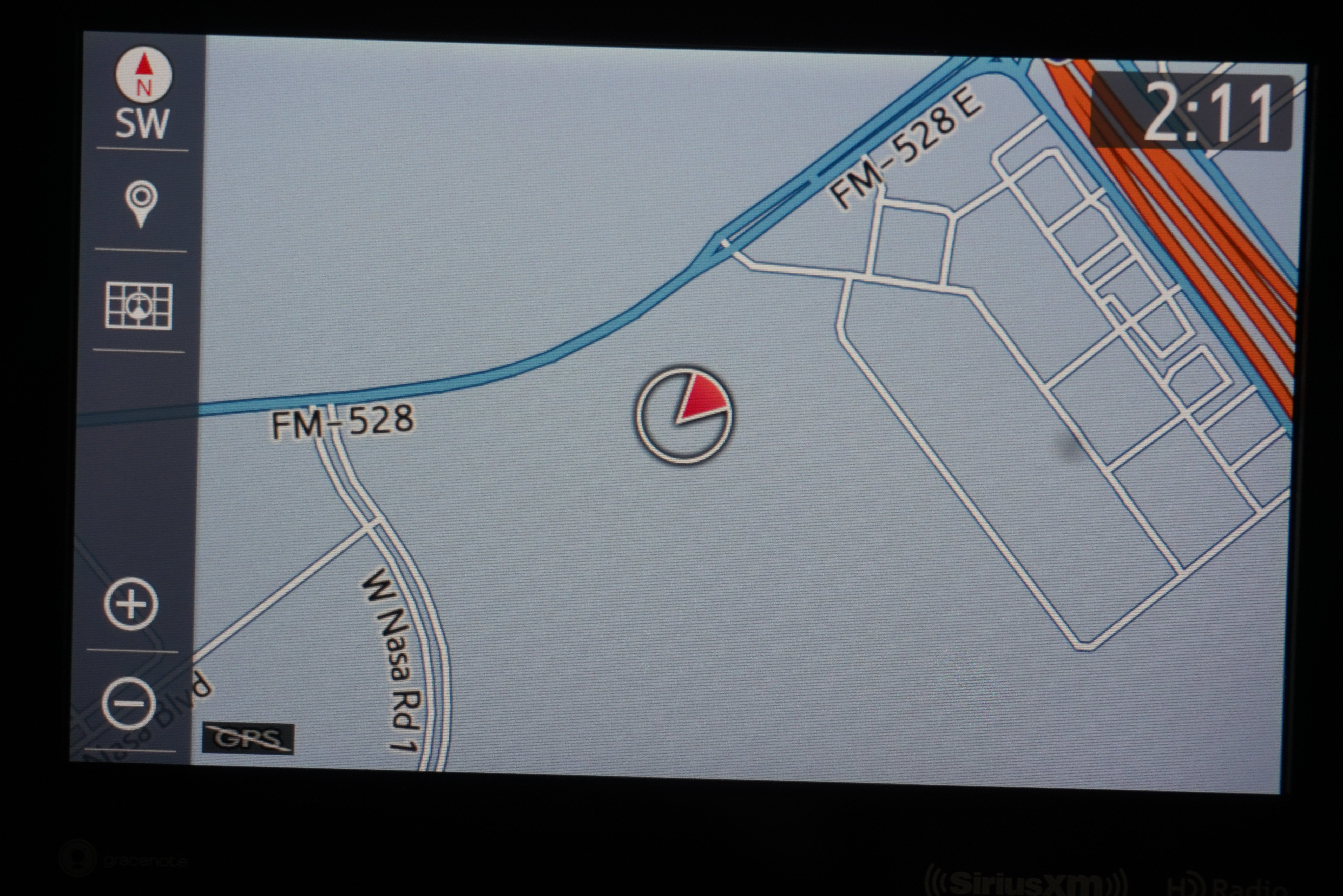 Used 2020 Toyota Sienna XLE w/ XLE Navigation Package FWD image 19