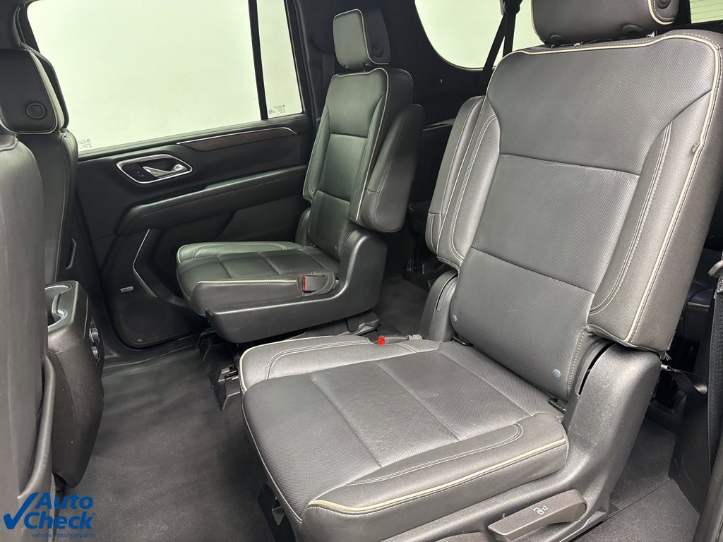 Used 2023 Chevrolet Suburban Premier image 19
