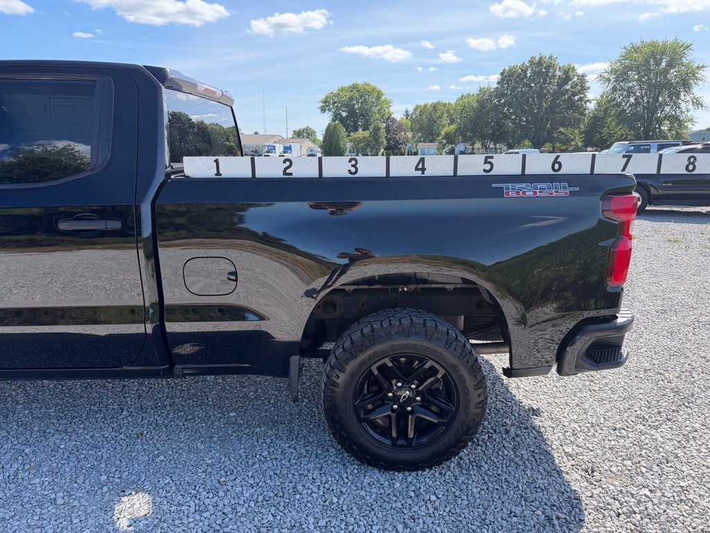 Used 2019 Chevrolet Silverado 1500 Custom Trail Boss AWD/4WD image 22