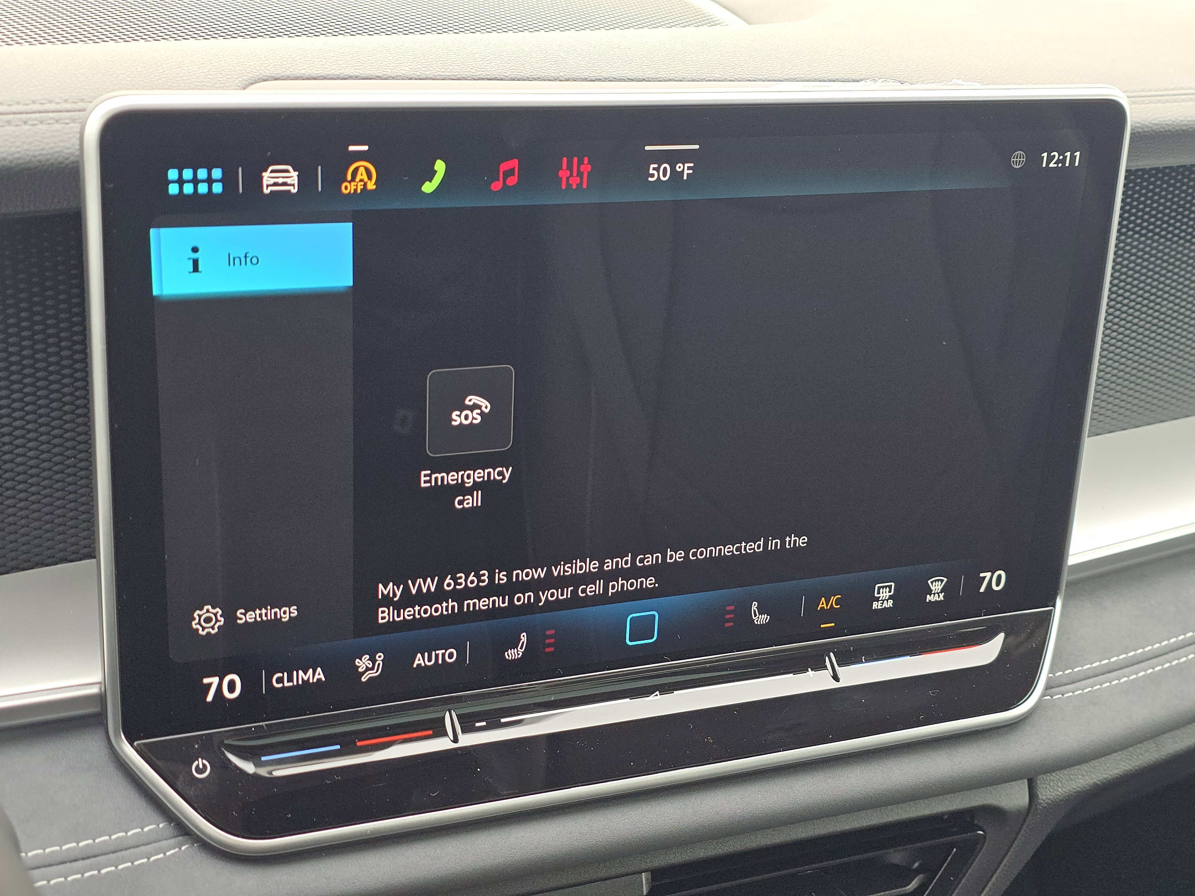 New 2026 Volkswagen Tiguan SE image 12